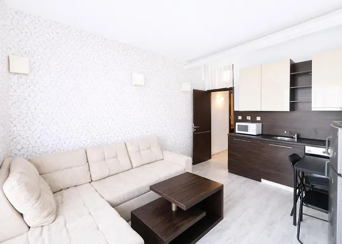 Harmony Suites-2 Private 404